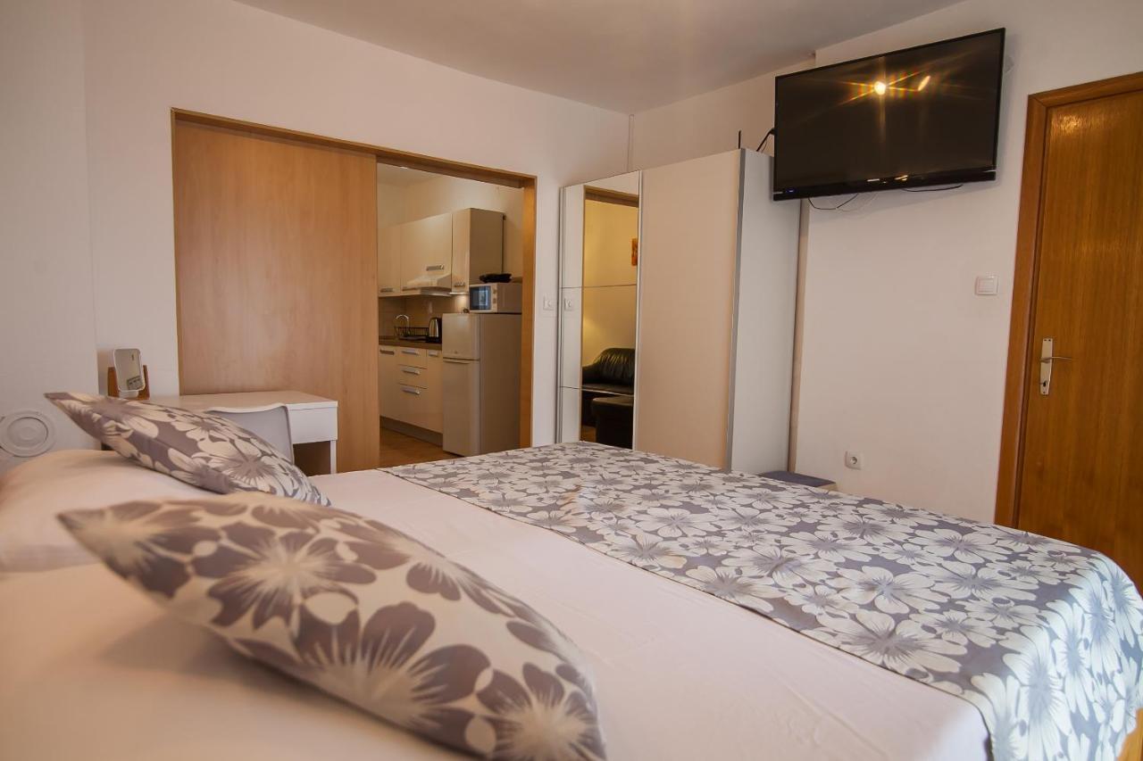 Kos Apartments Bol Bagian luar foto