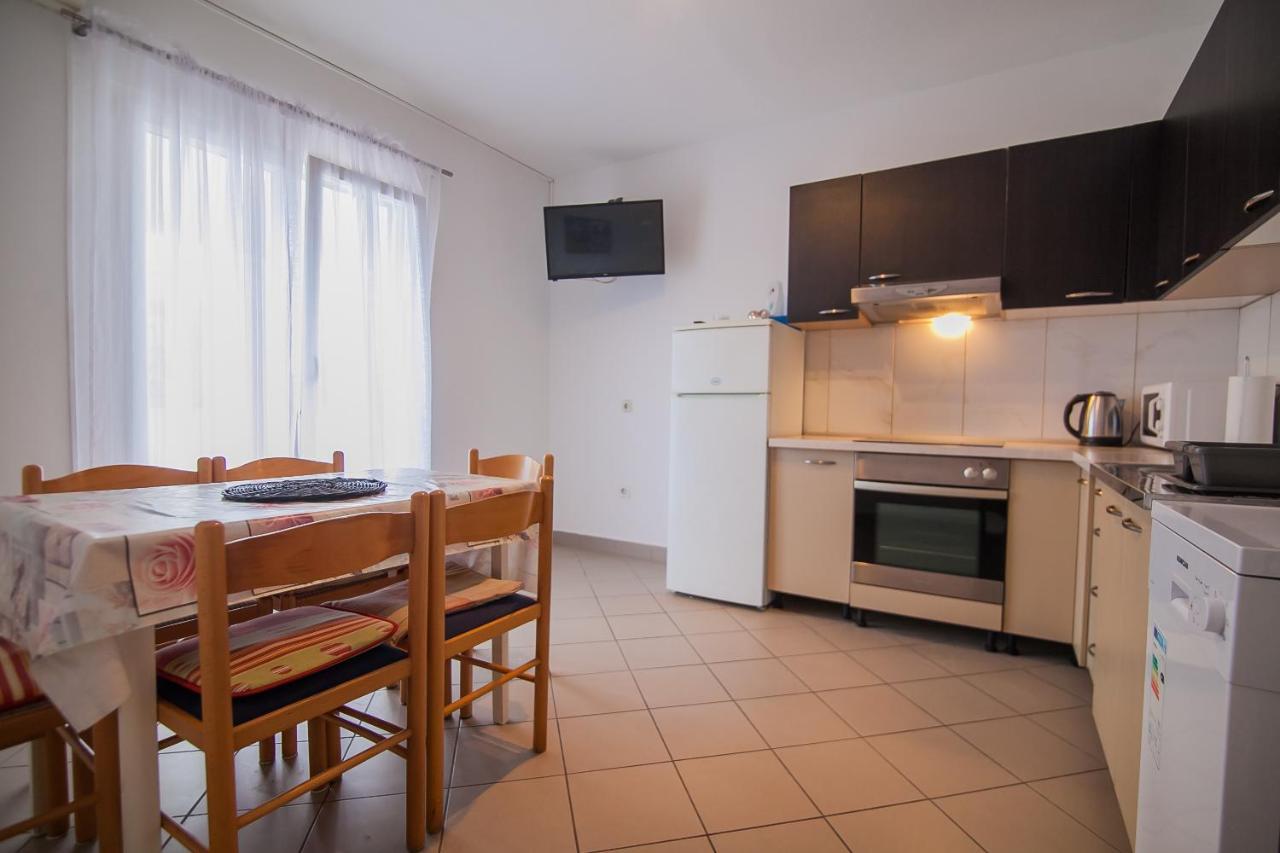 Kos Apartments Bol Bagian luar foto