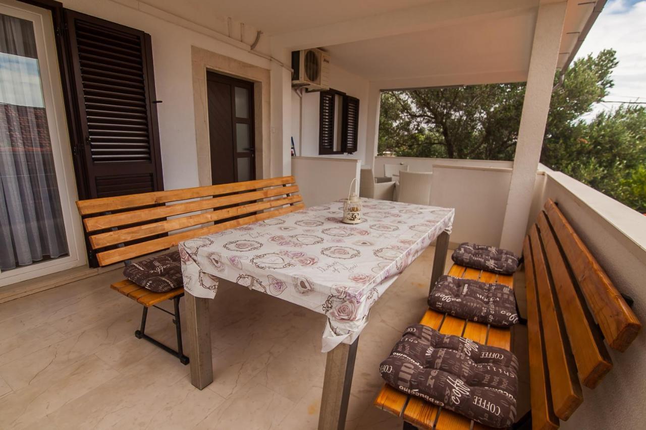 Kos Apartments Bol Bagian luar foto