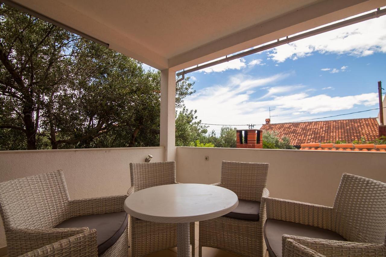 Kos Apartments Bol Bagian luar foto