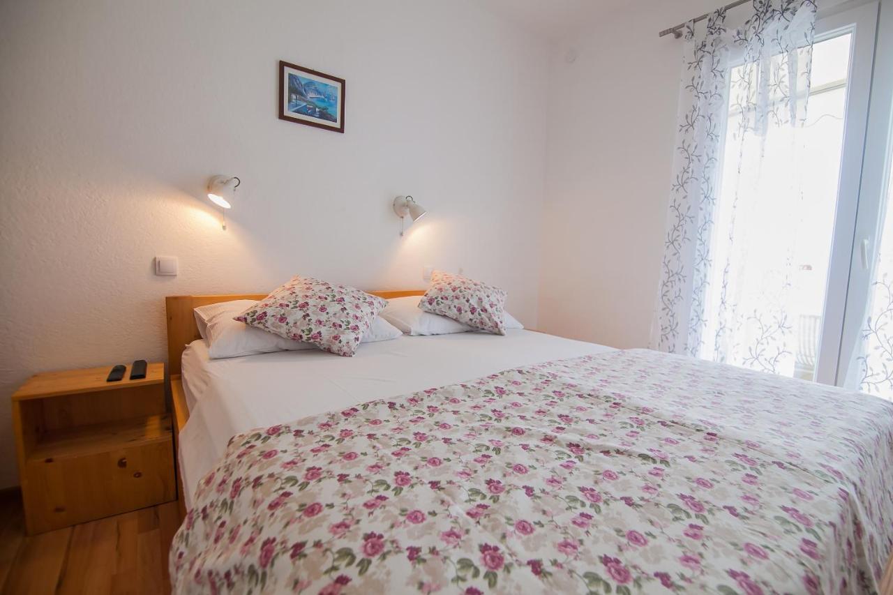 Kos Apartments Bol Bagian luar foto